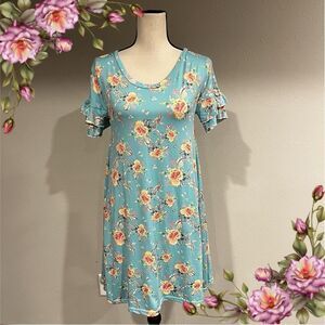 Scoop neck short sleeve floral a-line teal color dress